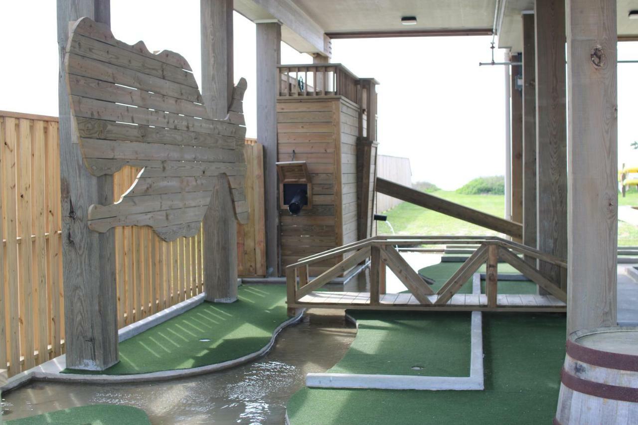 Boardwalk Resort - Crystal Beach Bolivar Peninsula Exterior photo