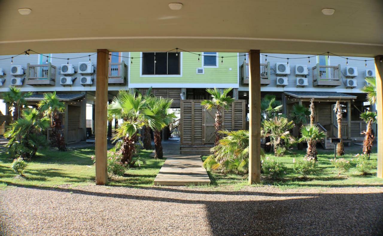 Boardwalk Resort - Crystal Beach Bolivar Peninsula Exterior photo