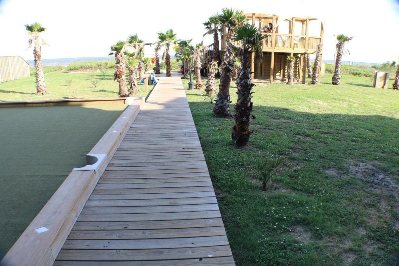 Boardwalk Resort - Crystal Beach Bolivar Peninsula Exterior photo